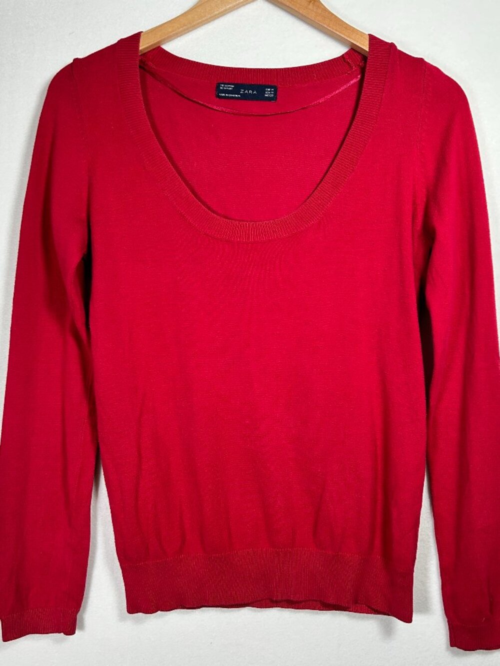 Zara Basic Hot Red Scoop Neck Knit Sweater size medium